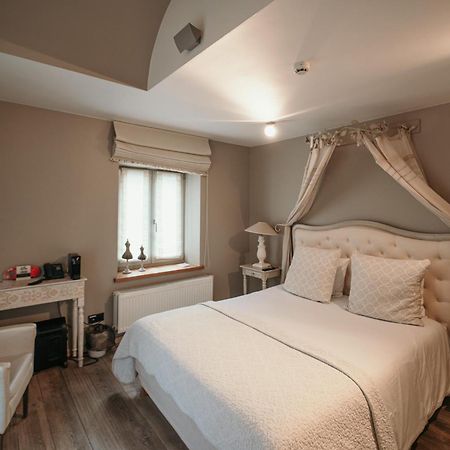Hotel Saint-Amour Durbuy Bagian luar foto