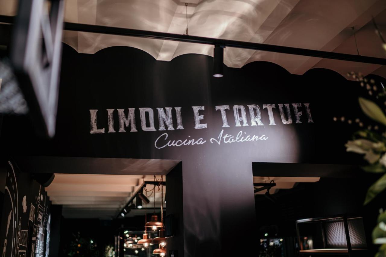 Hotel Saint-Amour Durbuy Bagian luar foto